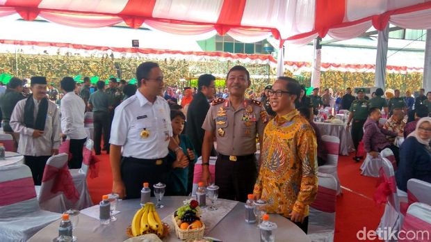 Anies Baswedan hadiri acara lepas-sambut Panglima Kodam Jaya.