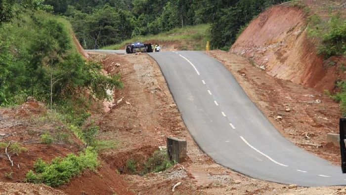 Jalan Perbatasan Papua 1.098 Km Dibangun Tembus Hutan dan 