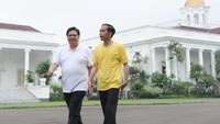 Jokowi saat lari pagi dari Istana Bogor menuju Kebun Raya Bogor.
