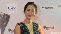 Prisia turut hadir dalam acara Indonesian Box Office Awards 2018. Lihatlah dia, begitu cantik mempesona. Foto: Prisia Nasution / NOEL