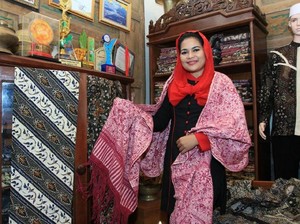 Ini Cerita Puti Tentang Batik Gedog Tuban yang Ia Kagumi