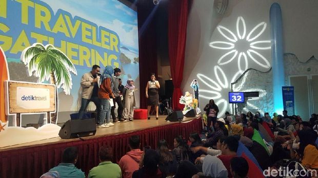 Acara hiburan bersama Putri Chaniago