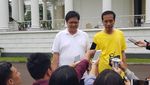 Kaus Kuning dan Chopper Emas di Obrolan Cawapres Jokowi-Airlangga
