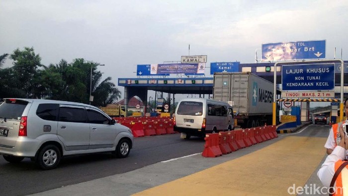 Transaksi di Gerbang Tol (GT) Kayu Besar tol Jakarta Outer Ring Road (JORR) ditiadakan mulai hari ini. Transaksi dialihkan ke GT Kamal 1 dan GT Kamal 3 secara bersamaan.