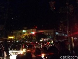 Gedung Agung Gelap, Begini Suasana Earth Hour di Pusat Kota Yogya