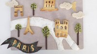 Kota Paris dirubah dengan pastry cantik dan potongan roti gandum berbentuk awan, lengkap dengan smoothie sehat.Foto: Instagram @mikodesign