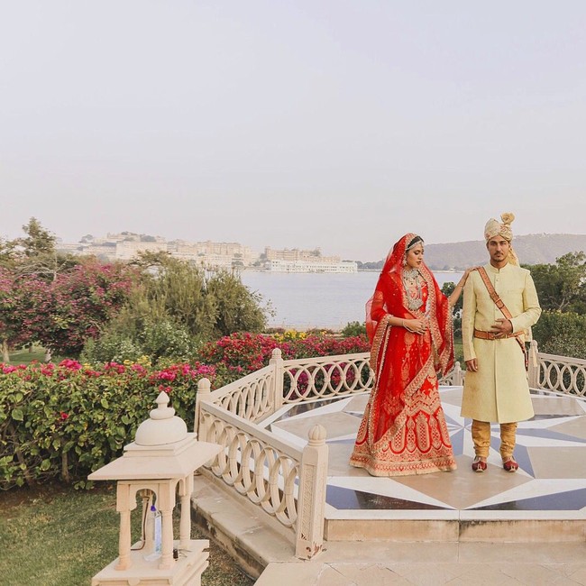 Ini bukan kali pertama Raisa berbusana khas daerah yang dikunjunginya. Pada Januari 2018, Raisa juga mencoba bergaya dengan busana tradisional India saat berada di Rajasthan bersama suaminya Hamish Daud. Foto: Instagram/@raisa6690