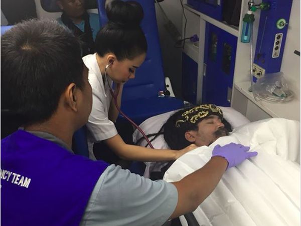 Kondenya Mencuri Fokus, Siapa Sih Dokter yang Merawat Limbad?