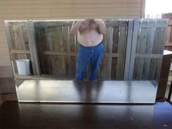 Potret Kocak Susahnya Jualan Cermin di Toko Online