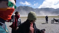Ia juga pernah traveling ke Bromo (popsovia/Instagram)