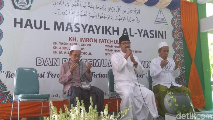 Didukung Ponpes Ini, Gus Ipul Ajak Santri Nderek Kiai Sampai Mati