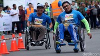 Lomba ini berlangsung seru.