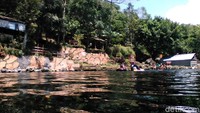 Wisata pemandian alami Situ Tirta Marta ada di Desa Karangcegak, Kecamatan Kutasari, Kabupaten Purbalingga (Arbi Anugrah/detikTravel)
