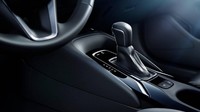 Bicara soal mesin, Toyota menggantinya dengan mesin berkapasitas 2.0 L menggantikan mesin lama 1.8 L. Foto: Toyota