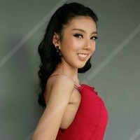 Fon pun memenangkan kontes tersebut dan terbang ke Korea untuk menjalani operasi implan dagu. Foto: Dok. Instagram, Istimewa