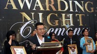 Penghargaan tersebut diberikan berkat keberhasilan AKI Group dalam mengembangkan vila premium Tavisamira Beach Club & Resort Bali, The Leaf Boutique Resort Bogor, Imperial Izumi Resort Jawa Timur, dan rumah harga terjangkau Bhuvana Village Regency, di dekat Stasiun Tigaraksa Tangerang. Foto: dok. Disparbud Bogor