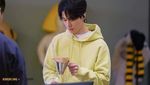 Ini 10 Keseruan si Tampan Lee Dong Wook Saat Sedang Menikmati Makanan