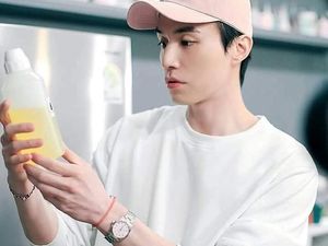 Gaya si Tampan Lee Dong Wook Makan Enak hingga Harga Franchise Markobar
