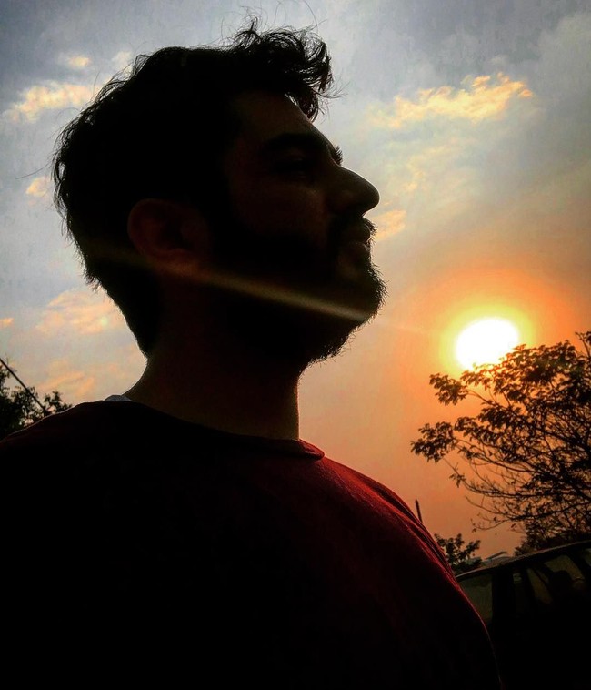 Film Bollywood lainnya yang pernah dibintangi Parzaan diantaranya adalah Mohabbatein (2001), Zubeidaa (2001) dan Kabhi Khushi Kabhie Gham (2001), dan Dholakias Parzania (2005). Foto: Instagram