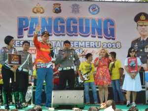 Artis Dangdut Ibu Kota Ini Ajak Warga Bojonegoro Tertib Lalu Lintas