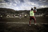 Menonton pertandingan sepakbola di utara Bumi (Visit Greenland)