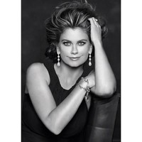 Sebagai model, karier Kathy Ireland cukup sukses. Dia sudah pernah menjadi sampul majalah Vogue hingga Cosmopolitan. Posenya di sampul majalah Sports Illustrated pada 1989 mendapat penghargaan The Greatest Sports Illustrated Swimsuit Cover Of All Time. Foto: Instagram/Kathy Ireland