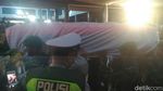 Momen Haru Saat Jenazah Probosutedjo Dimakamkan di Yogya