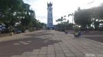 Foto Drone: Jam Gadang di Balik Gunung