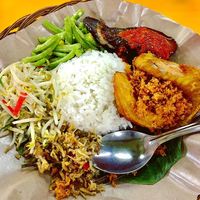 Rumah Makan Beri Berbuka Gratis Bagi Warga yang Puasa Sunnah
