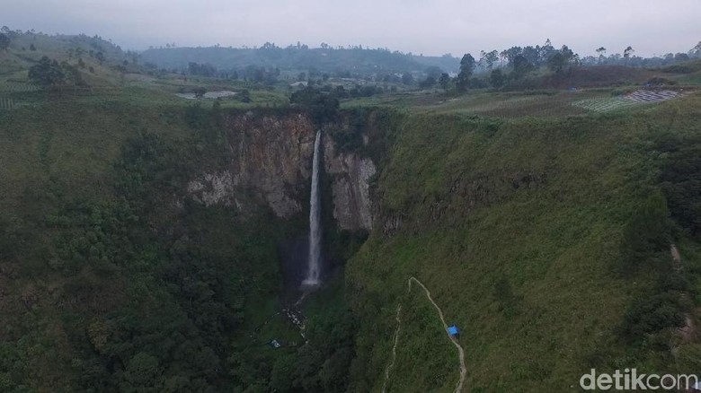 Foto Drone Air Terjun Sipiso Piso Foto Drone Air Terjun Sipiso Piso