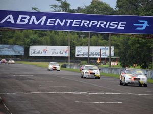 Pebalap Muda ABM Borong Tiga Trofi Juara di ISSOM Seri Kedua