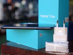 Unboxing Dua Jagoan Honor yang Bikin Pecinta Xiaomi Tergoda