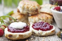 Begini Cara Makan Scone yang Benar Menurut Ratu Elizabeth II