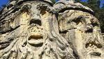 Foto: Batu-batu Kepala Setan
