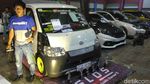 Mobil Pikap Bermesin Gila