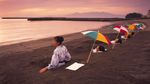 Foto: Terapi Kubur Pasir Hitam Jepang