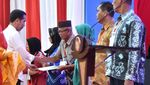 Saat Jokowi Minta Sertifikat Diangkat Sebagai Bukti Bukan Ngibul