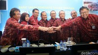 PT Wijaya Karya Bangunan Gedung Tbk membagi deviden sebesar Rp 56,570,520,000 dari laba bersih per Juli-Desember 2017 sebesar Rp188,476,461,138.