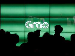Grab dan Uber Bersatu Melawan Go-Jek