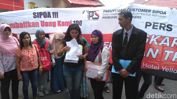 Konsumen meminta refund tetapi diberikan cek kosong
