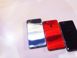 Meriah! Peluncuran Oppo F7 di Negeri Bollywood