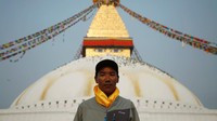 Apabila dia berhasil dalam pendakiannya Mei nanti, Sherpa akan memecahkan rekor yang dipegang dua Sherpa lain yakni Apa Sherpa dan Phurba Tashi Sherpa. Keduanya telah mengumumkan pensiun. (Foto: Dok. REUTERS/Navesh Chitrakar)
