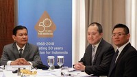 Hadir CEO Citi Indonesia Batara Sianturi didampingi oleh Chief Financial Officer Citi Indonesia Warren Huang, Country Treasurer and Local Markets Treasury Head Citi Indonesia Suryadi Ong berbincang saat pemaparan kinerja Citi Indonesia di Jakarta, Senin (26/3/2018). Foto: dok. Citi Indonesia
