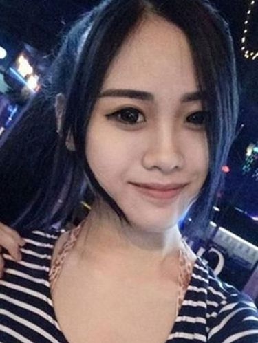 Tadinya Dipuji Cantik, Kini Youtuber Ini Diejek Mirip Alien Oleh Netizen