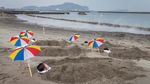 Foto: Terapi Kubur Pasir Hitam Jepang