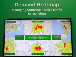 Grab dan Uber Bersatu Melawan Go-Jek