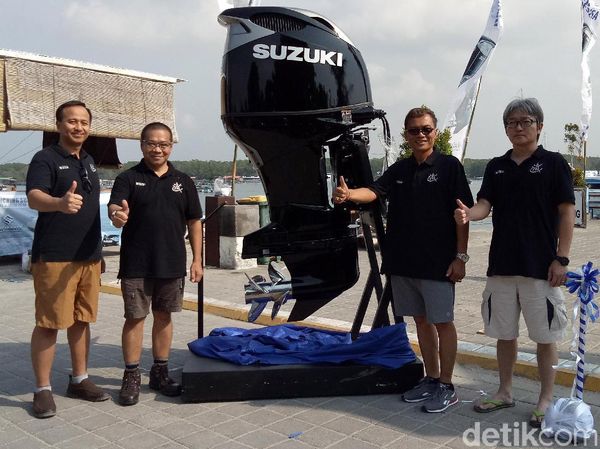Mesin Kapal Dual Propeller Suzuki