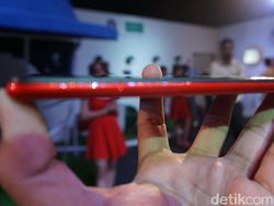Meriah! Peluncuran Oppo F7 di Negeri Bollywood
