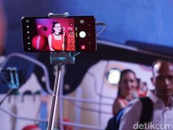 Meriah! Peluncuran Oppo F7 di Negeri Bollywood