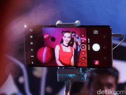 Meriah! Peluncuran Oppo F7 di Negeri Bollywood